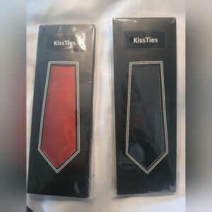 KissTies 2 Ties NWT